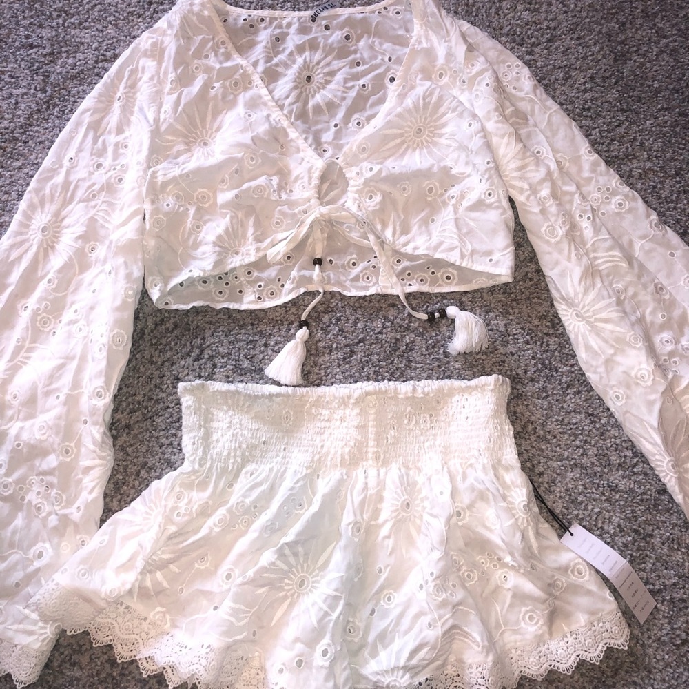 F21 white floral eyelet set